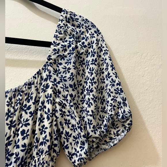 Reformation Jo Dress, Size 6 - Picture 8 of 12